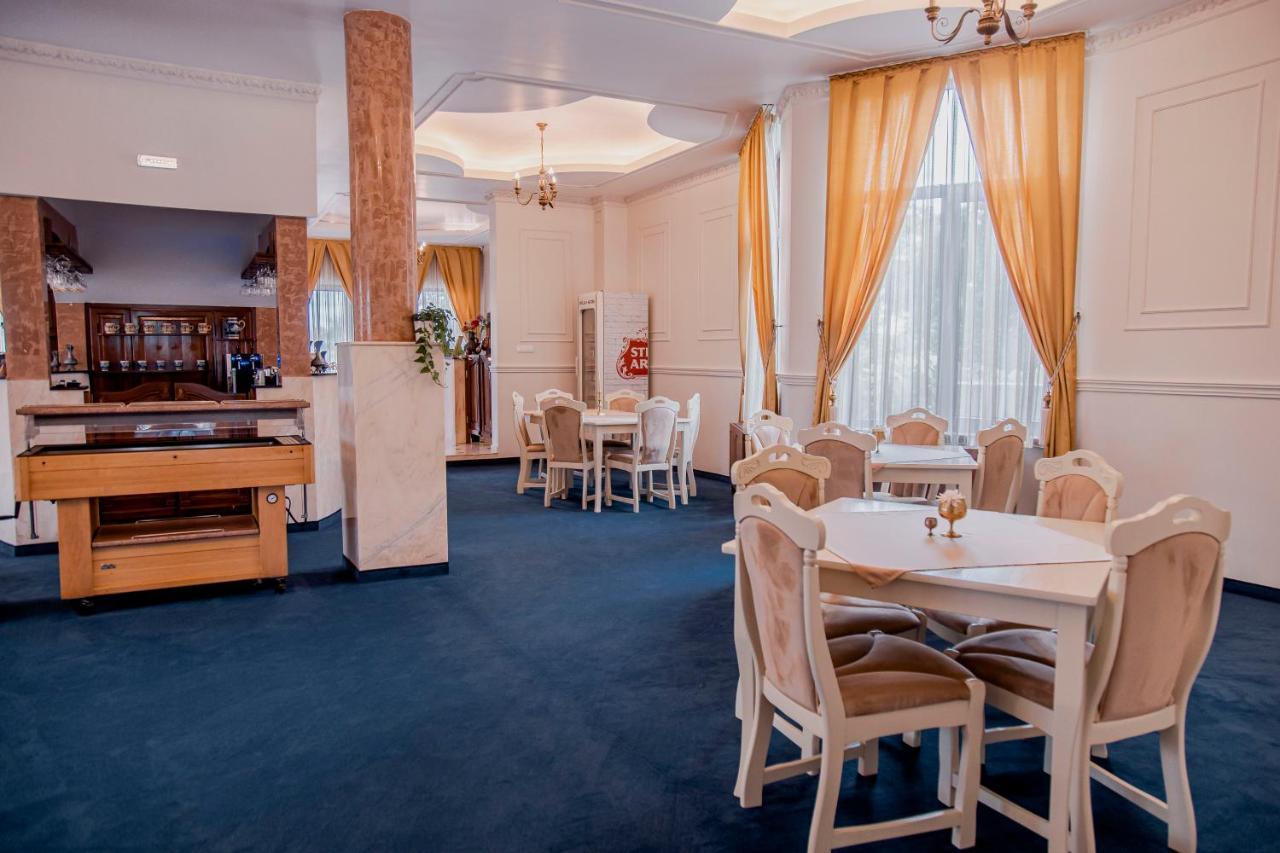 Casa Antic 3* Băile Felix